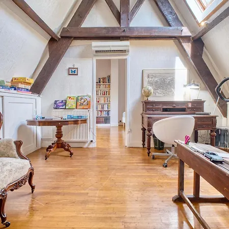 Les Petites Plumes *