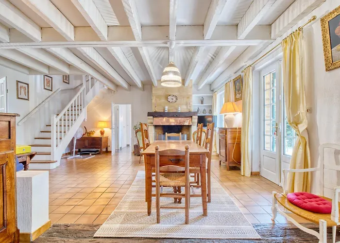 Les Petites Plumes Semesterbostad Meynard