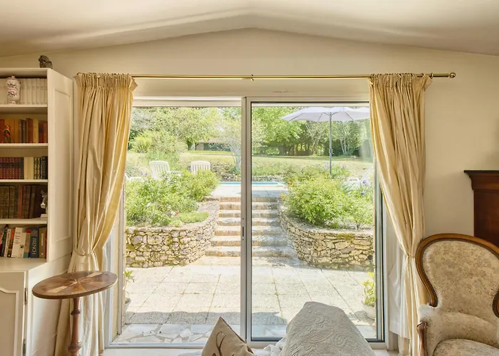 Les Petites Plumes * Meynard