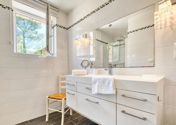 Les Petites Plumes *