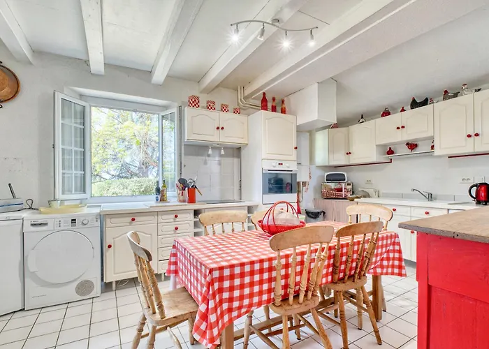 Semesterbostad Les Petites Plumes Meynard